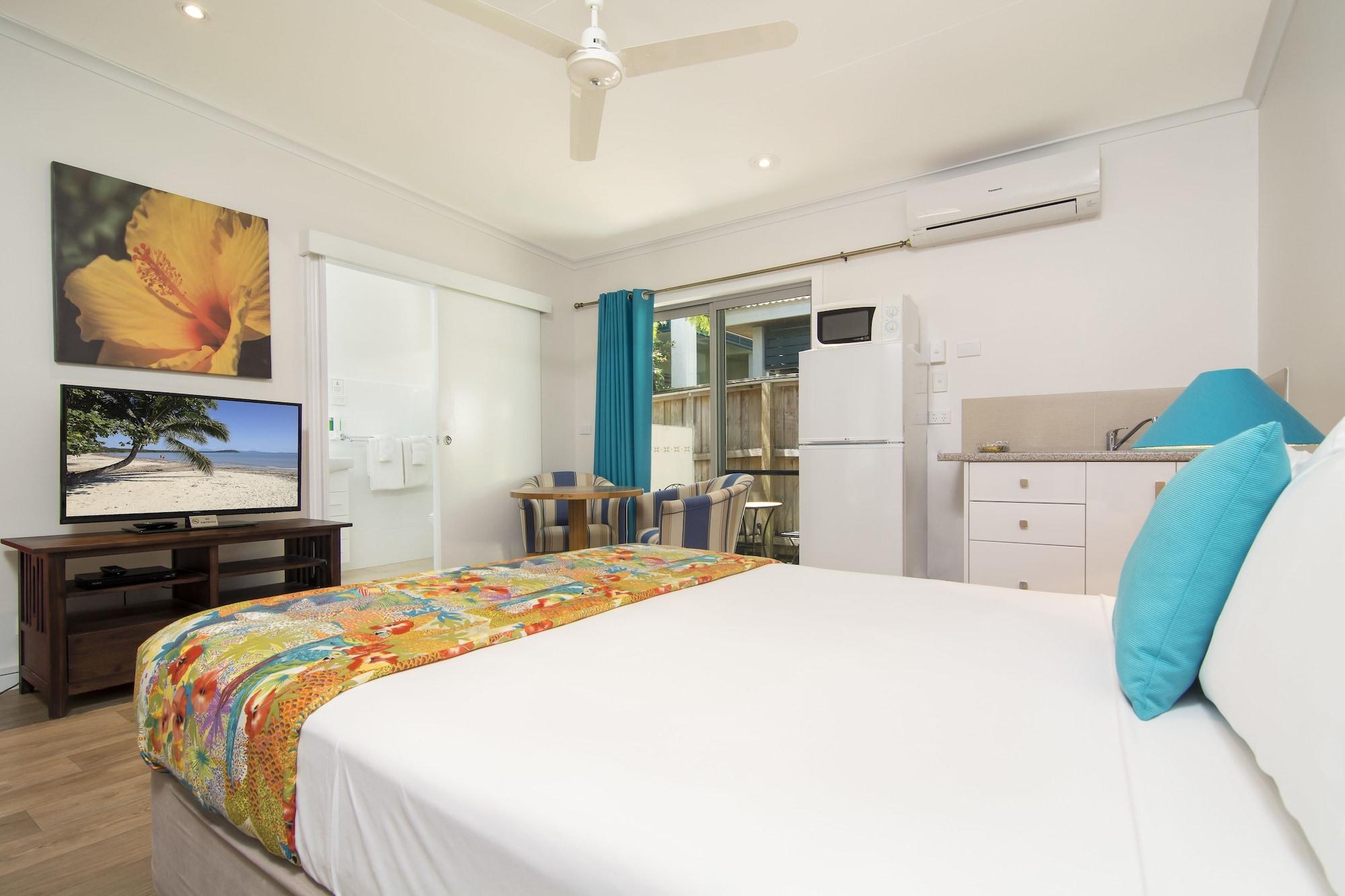 Port Douglas Motel Екстер'єр фото