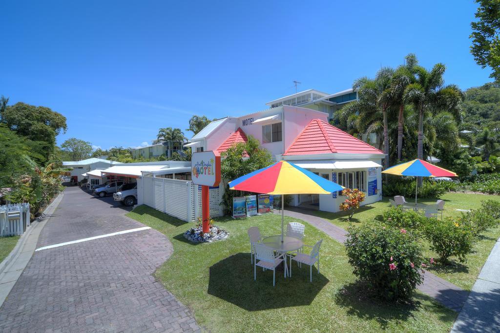 Port Douglas Motel Екстер'єр фото