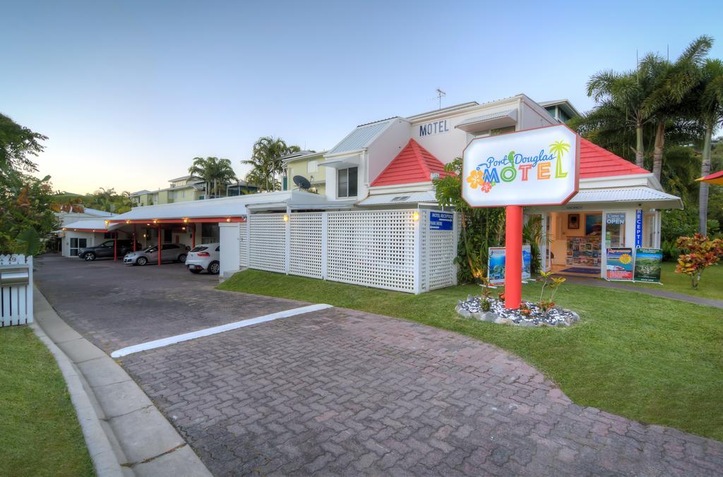 Port Douglas Motel Екстер'єр фото