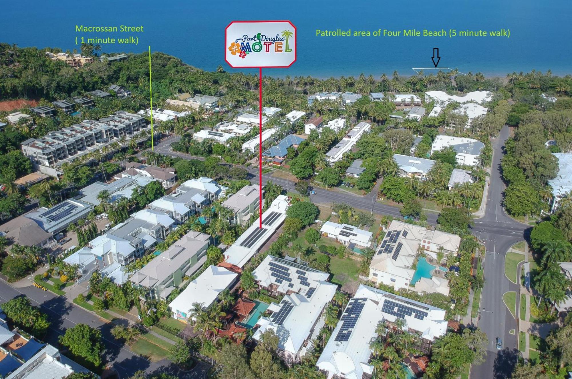 Port Douglas Motel Екстер'єр фото