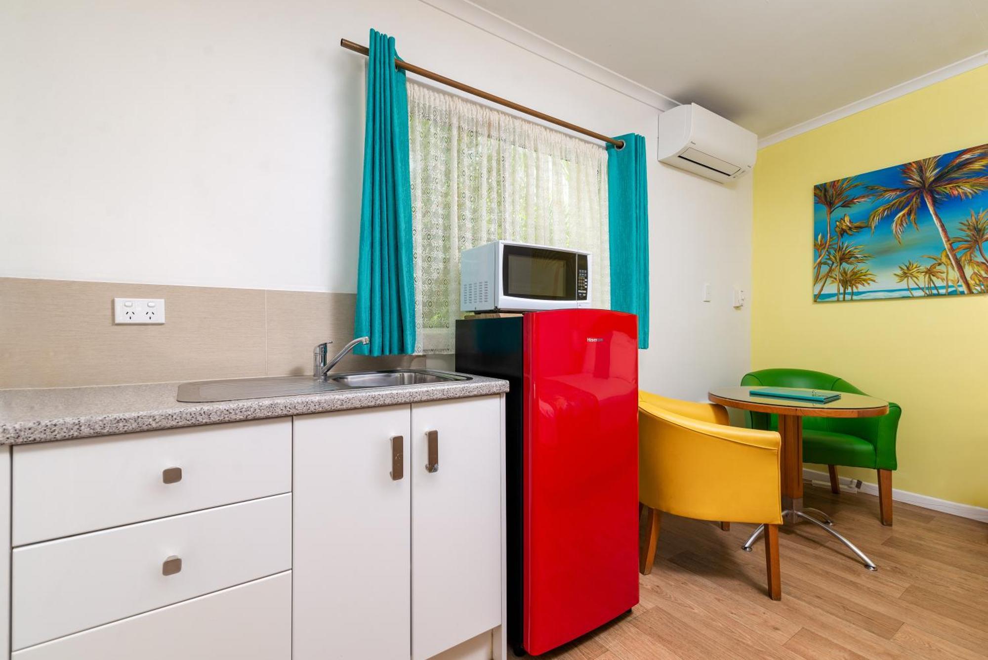 Port Douglas Motel Екстер'єр фото