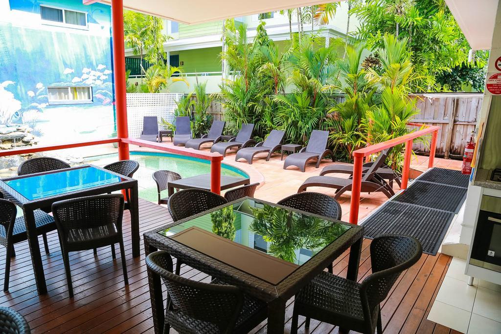 Port Douglas Motel Екстер'єр фото