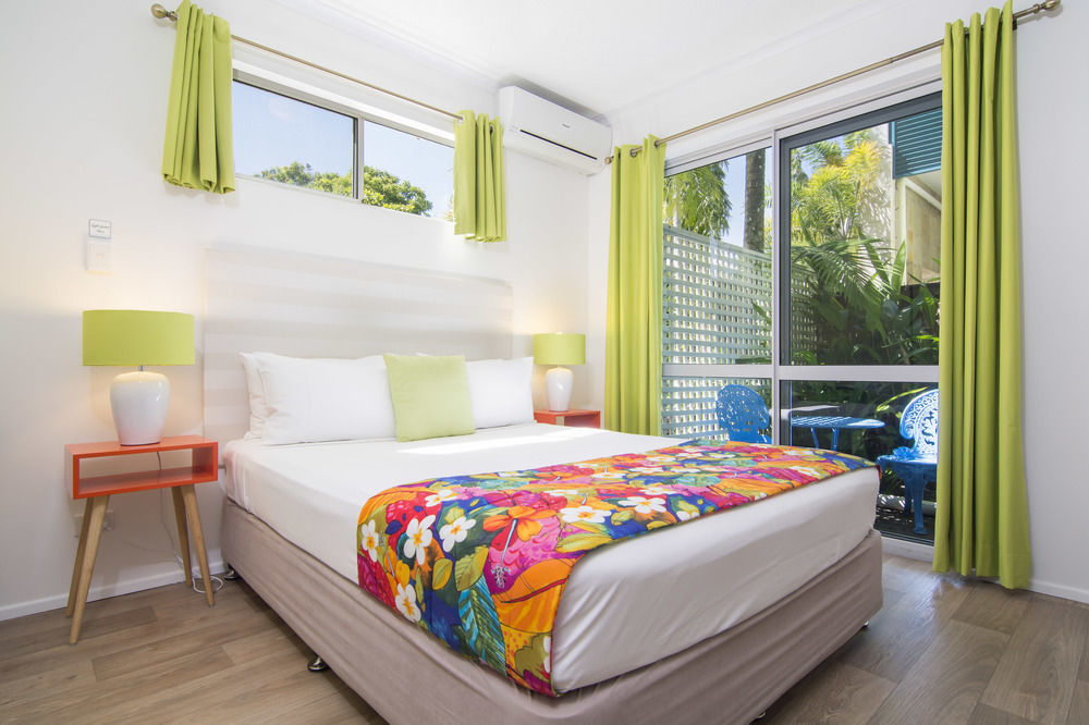 Port Douglas Motel Екстер'єр фото